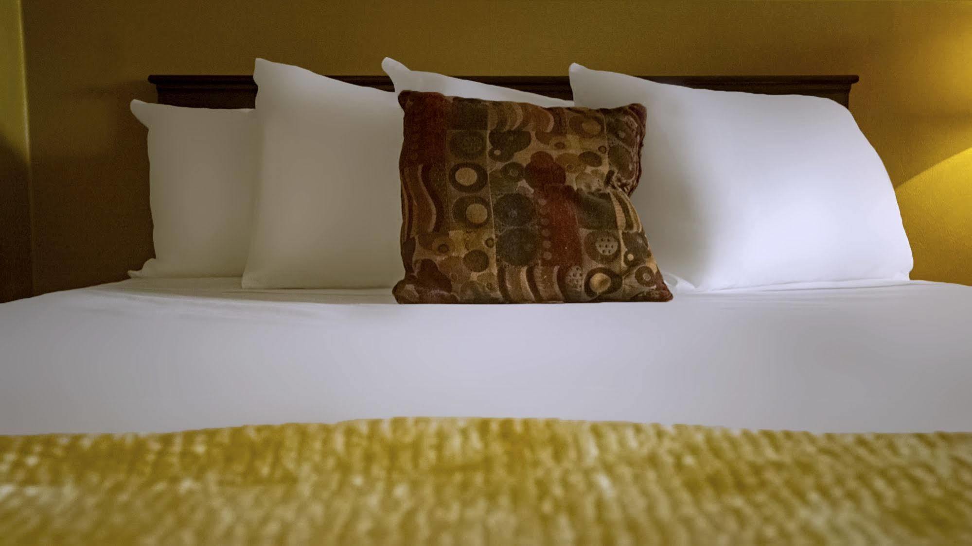 Hearthstone Inn - Port Hastings エクステリア 写真